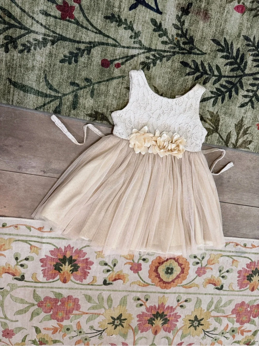 Sweet Heart Rose Toddler Girl Lace and Beige Formal Dress 3T Tulle Flower Waist